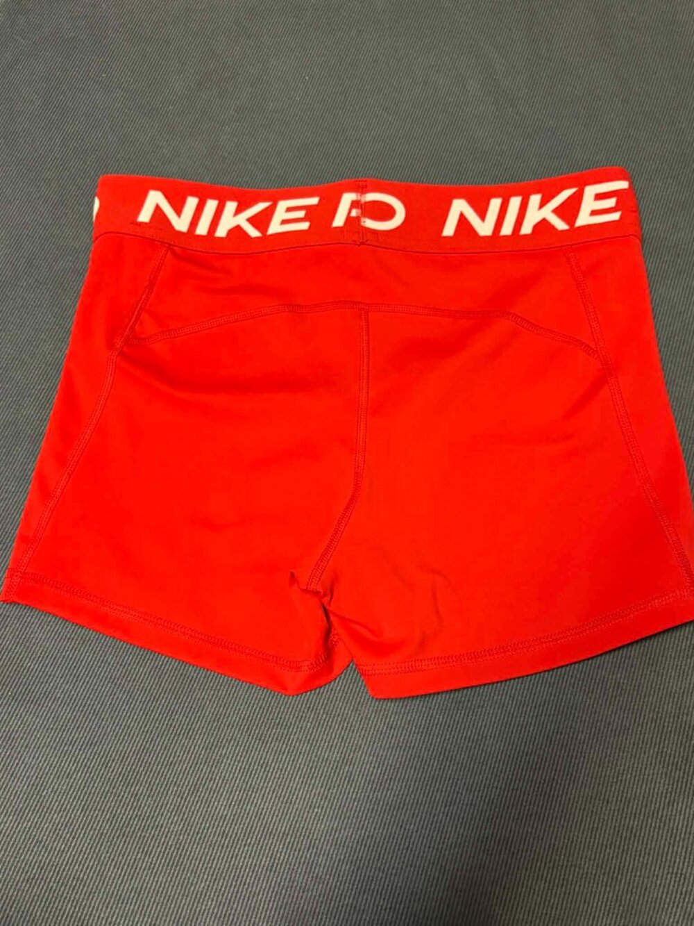 Nike Pro Women's Shorts, Red NWOT Medium - Picture 5 of 5